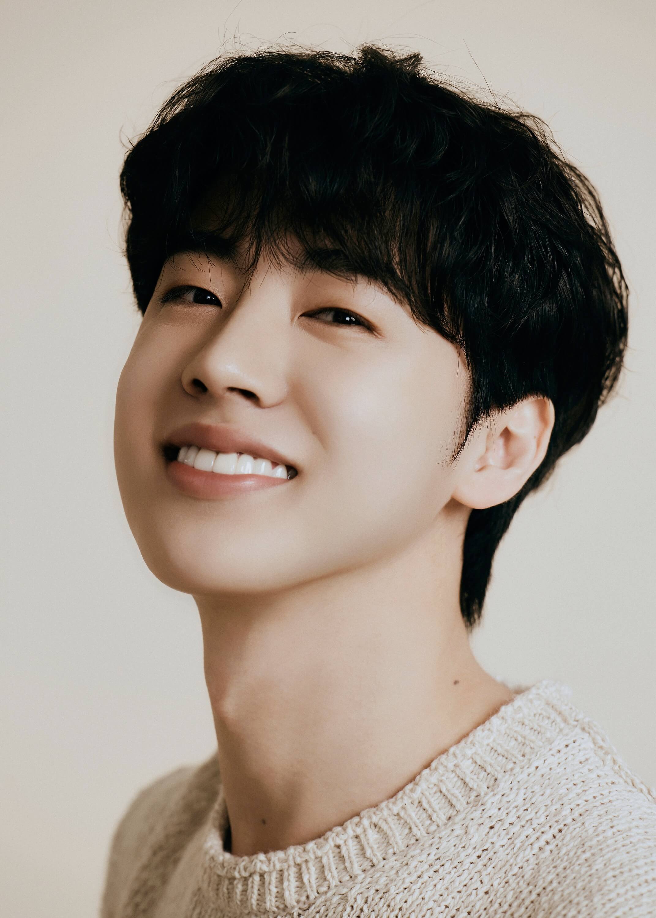 キム・ヒョンジン / 김현진 / Kim Hyun Jin